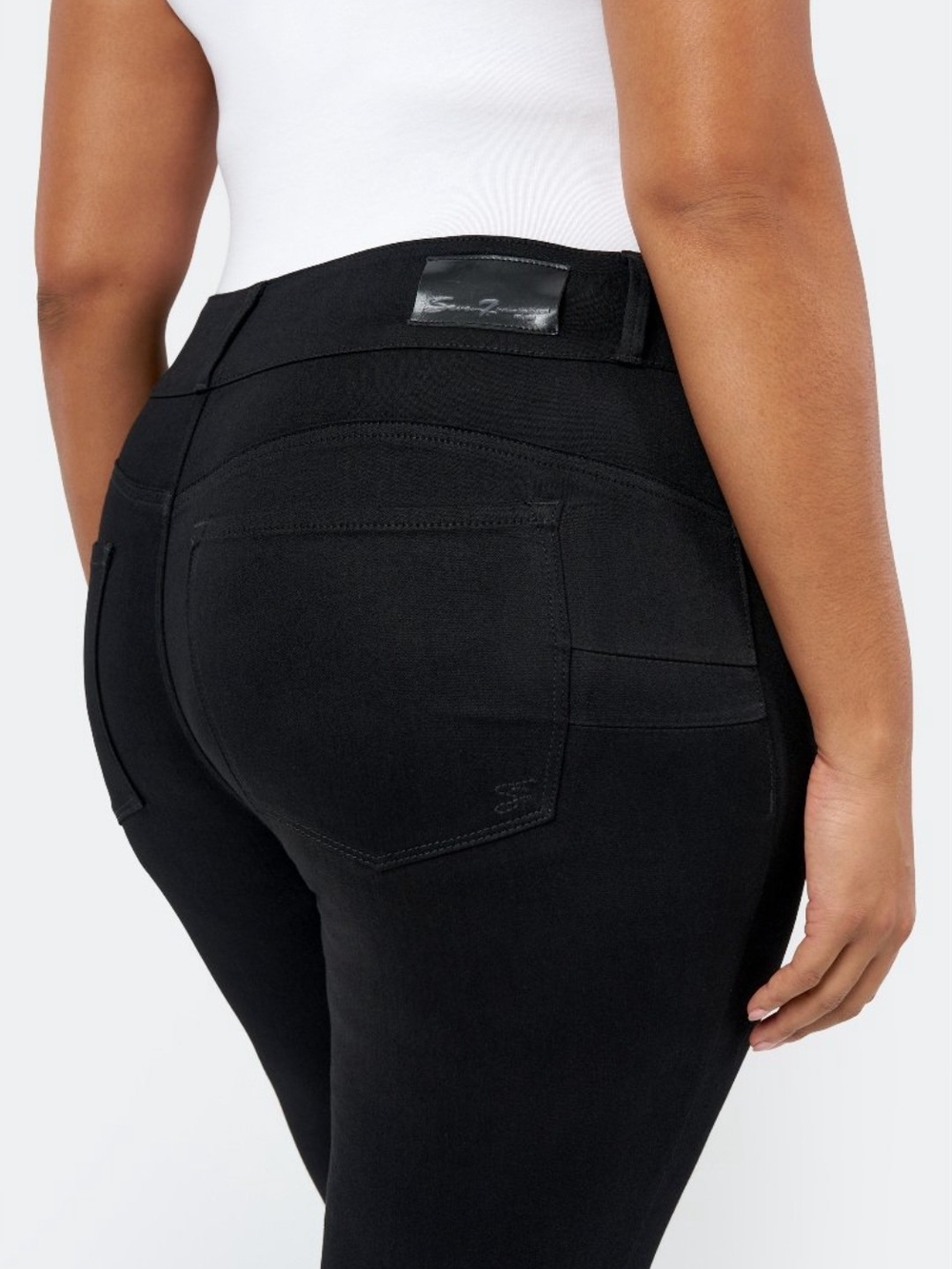 Seven7 black high rise curvy jeggings